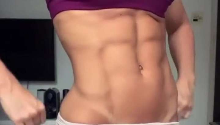 720px x 411px - Young fitness girl Raissa Rafaelli showing her sexy abs TNAFlix Porn Videos