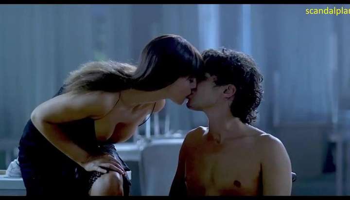 Monica Bellucci Blowjob Scene - Monica Bellucci Nude Sex Scene In Manuale Damore Movie ScandalPlanetCom -  Tnaflix.com
