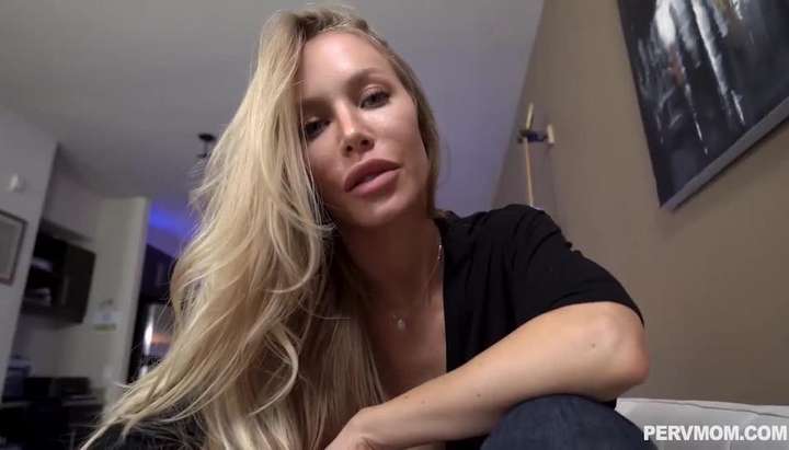 Pervmom Nicole Aniston Unclasp Her Stepmother Cooch TNAFlix Porn Videos
