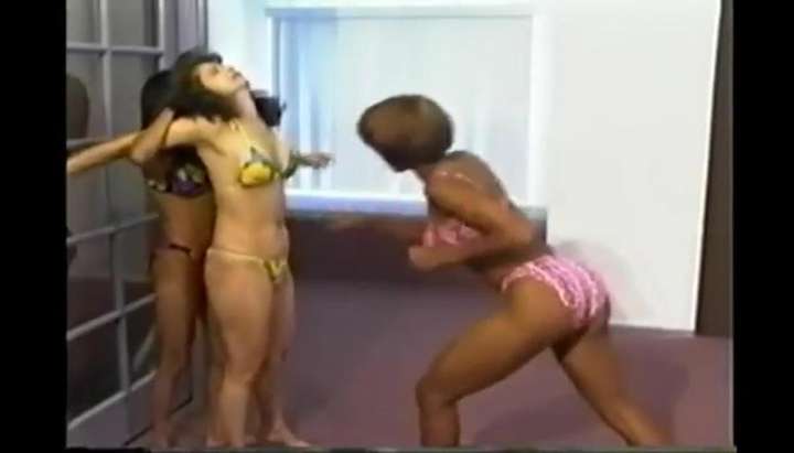 Initiativ nyheder Hare 2 Black girls beat up white girl (action sports bellypunching) Porn Video -  Tnaflix.com