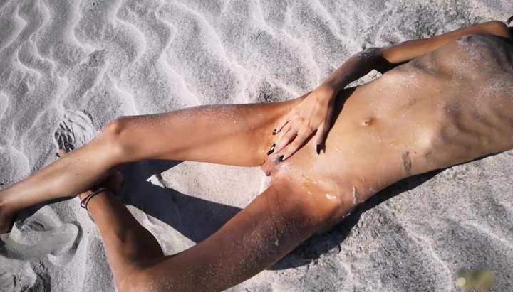 720px x 411px - Stranger finds a perfect tanned petite brunette on a nudist beach and gives  her a hot piss - Tnaflix.com