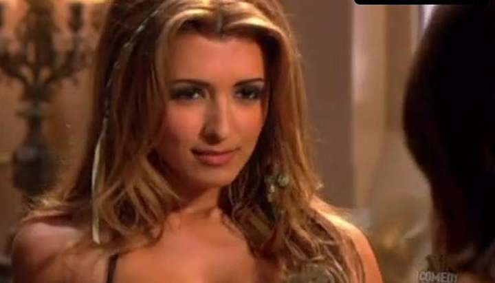 India De Beaufort Bikini Scene In Krod Mandoon And The Flaming Sword Of Fire Tnaflix Porn Videos