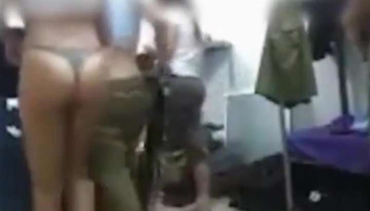 Female Israeli IDF Soldiers Twerking!! - Tnaflix.com