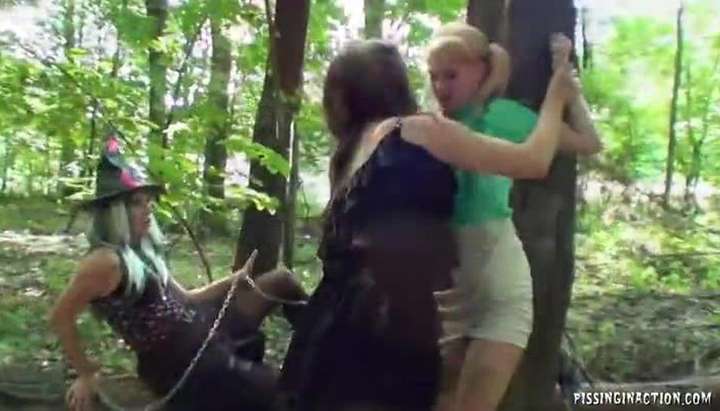 Lesbian Forest - Lesbian Vixen pissing in a huge lesbian group outdoors in the forest. -  Tnaflix.com
