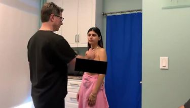 Mia khalifa naked before surgery Mia Khalifa 2020 Breast Surgery Revision Part 1 Tnaflix Porn Videos