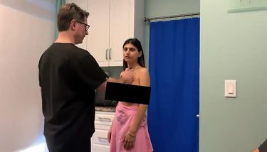 Mia khalifa vids