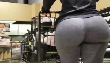 Candid ass voyeur walk - 6