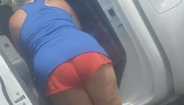 Big ass in public porno