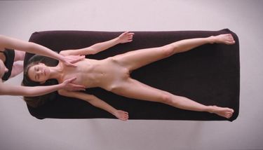 Leona Mia Naked