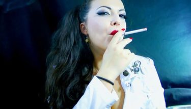 Alexxxya Smoking