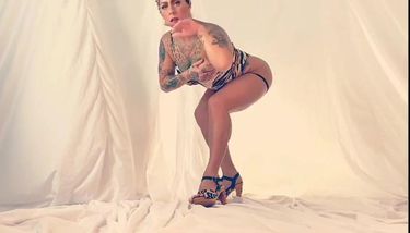 Nude danielle porn colby Danielle Colby