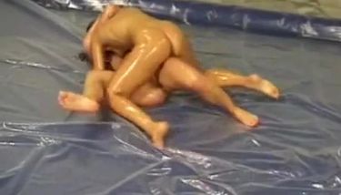 Girls Nude Oil Wrestling