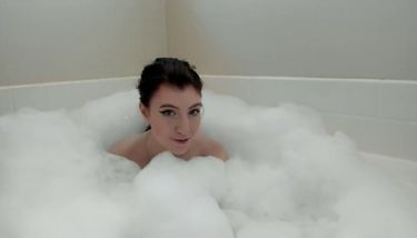 Dark Tub Porn