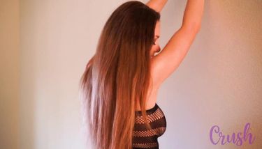 Xenia Crushova Ultra Sexy Dresses Video