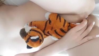 Homemade masturbating video with me riding a toy