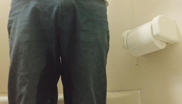 Teen Boy Peeing Porn