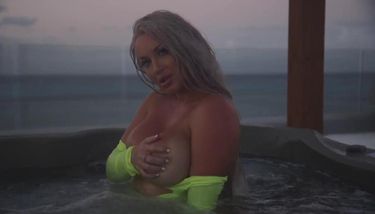 Laci somers topless