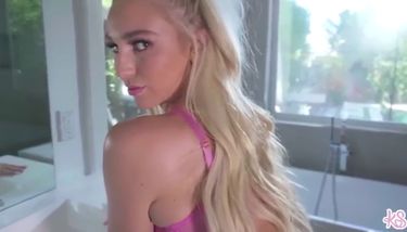 Stunning (Kendra Sunderland) Loves Taking A Big Cock In Her Mouth - Reality  Kings - XVIDEOS.COM