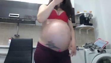 Big Belly Pregnant Camgirls