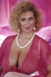 Dee Dee Reeves