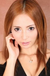 Shiori Ayase
