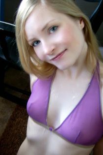 Anna Sucks