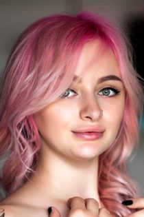 Leah Meow
