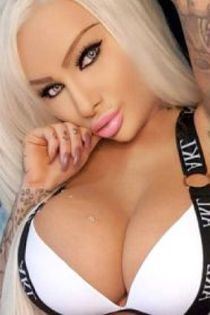 Mila Elaine