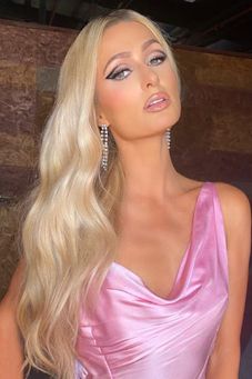 Paris Hilton's Free Porn Videos, Porn Pics, Profile & More